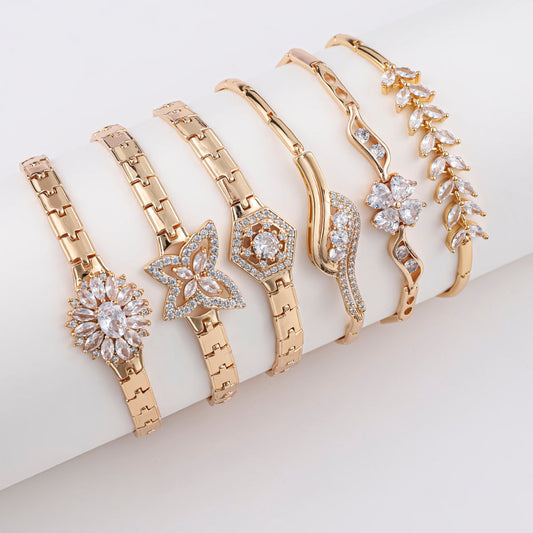 Trendy 18K Gold Plated Butterfly & Clover Zircon Charm Bracelet for Women – Copper Base Pulsera